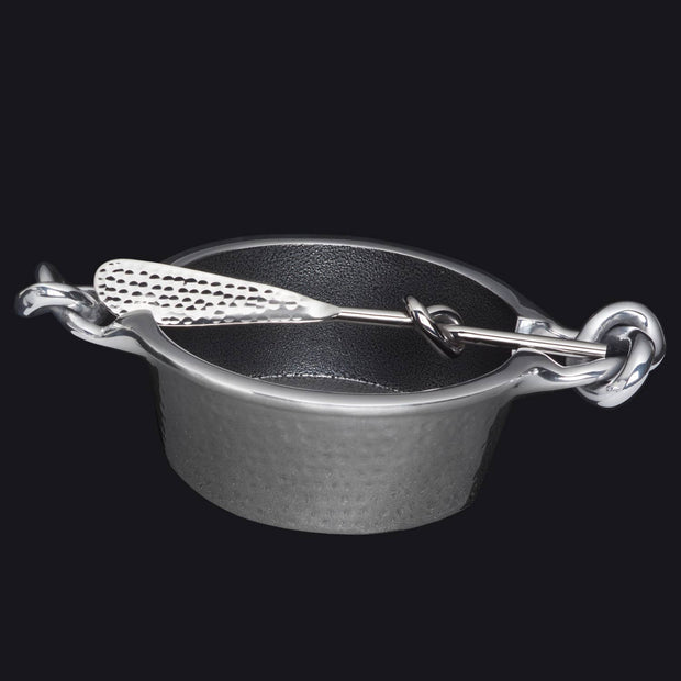 Knotty Deligance with Spreader