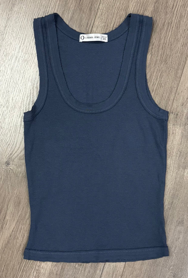 Cropped Scoop Neck Tank