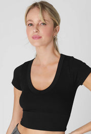 Seamless Ribbed V Neck Crop Tee