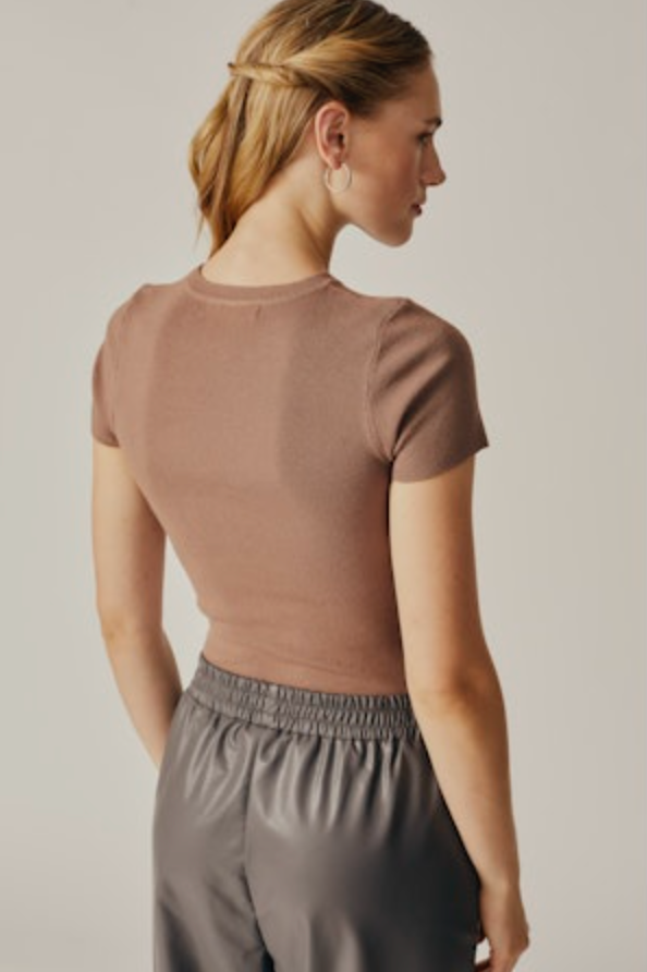 Giselle Short Sleeve Knit Top