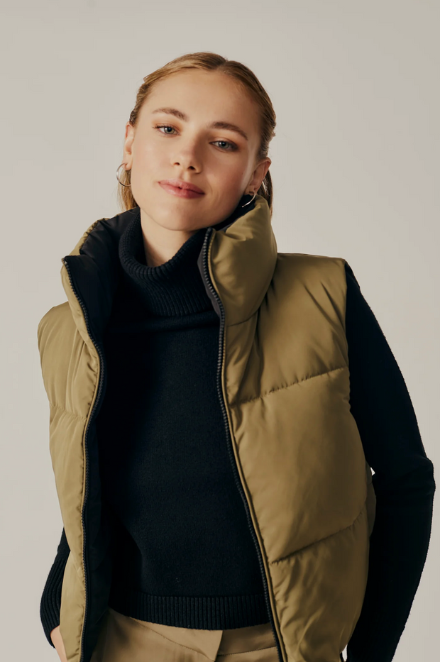 Kiki Reversible Puffer Vest