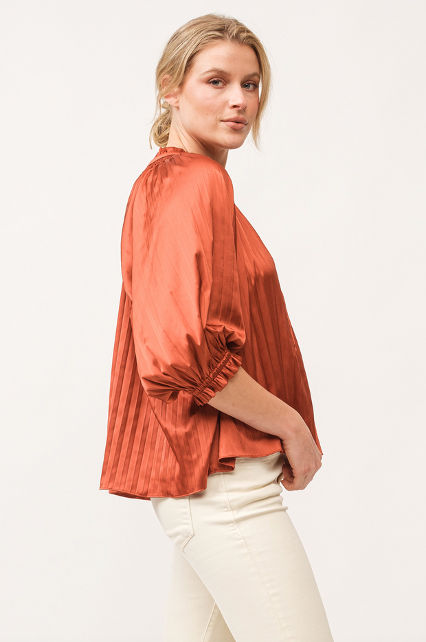 Anna Relaxed Fit Pleated Blouse