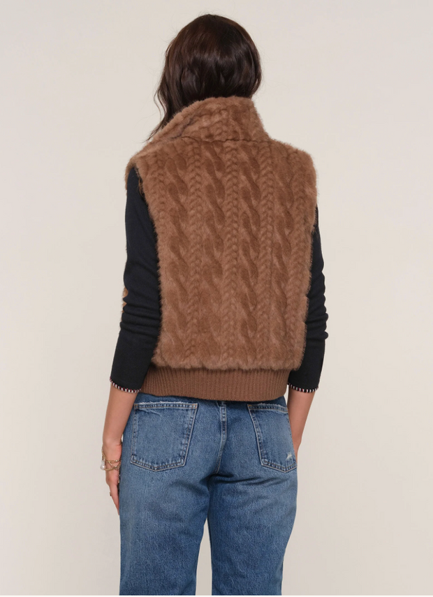 Liana Vest
