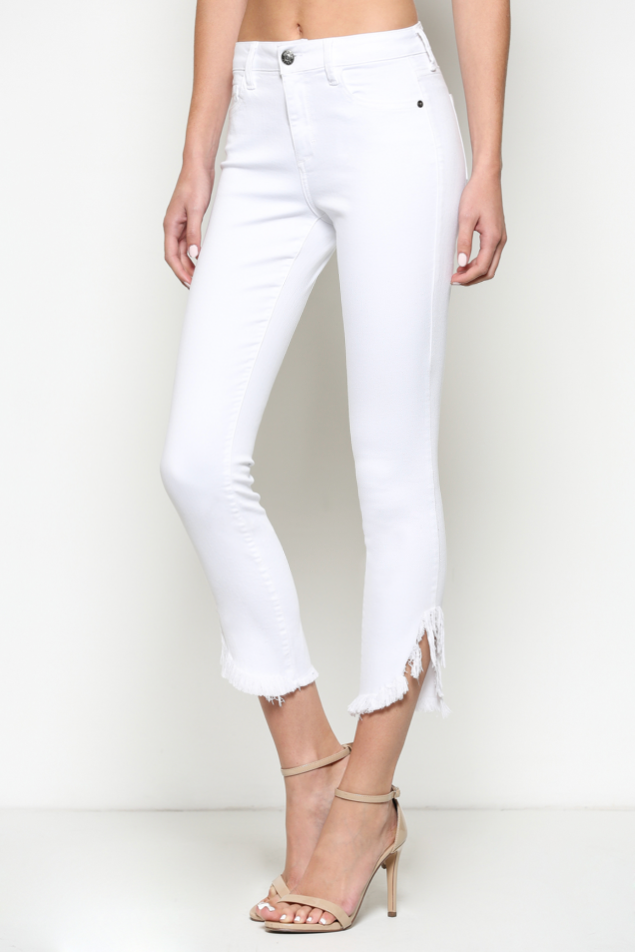 White skinny 2025 jeans frayed hem