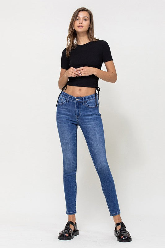 Clean Cut High Rise Skinny Jeans