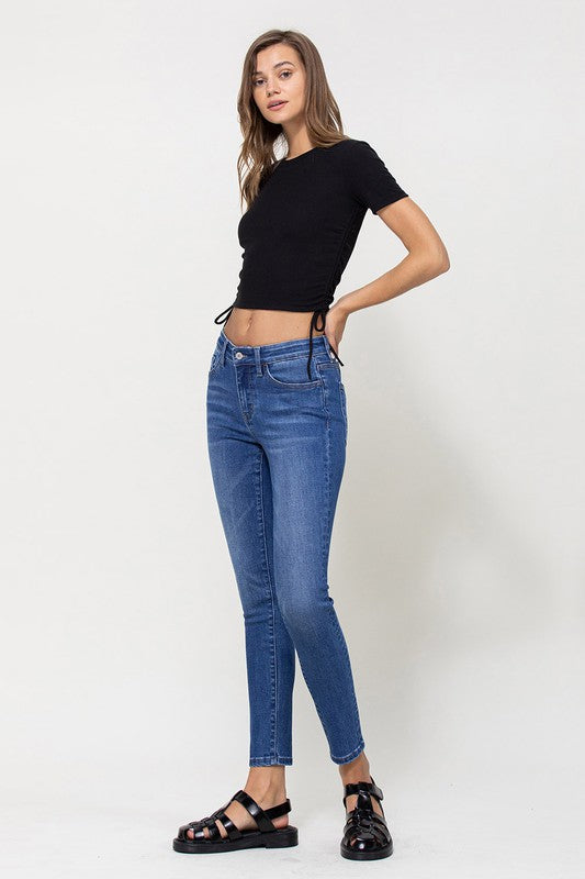 Clean Cut High Rise Skinny Jeans